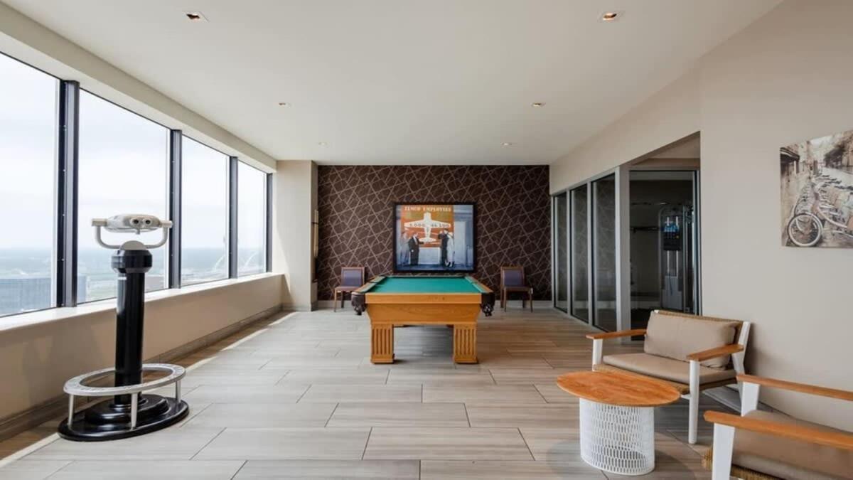 26Th Fl Bold Cozysuites With Pool, Gym Dallas Exterior photo